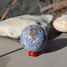 Indlæs billede til gallerivisning Sodalit kugler