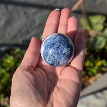Indlæs billede til gallerivisning Sodalit kugler