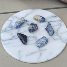 Indlæs billede til gallerivisning Sodalit lommesten