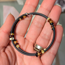 Indlæs billede til gallerivisning Wrap armbånd med rav