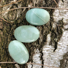 Indlæs billede til gallerivisning Grøn Aventurin palmstones