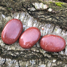 Indlæs billede til gallerivisning Rød jaspis palmstones