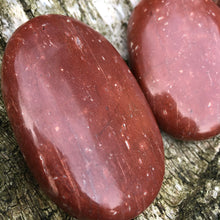 Indlæs billede til gallerivisning Rød jaspis palmstones