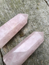 Indlæs billede til gallerivisning Rosakvarts Tårne - 10 - 12 cm