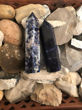 Indlæs billede til gallerivisning Sodalit Tårne - 6 - 8 cm