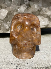 Indlæs billede til gallerivisning Skull I Golden Healer
