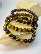 Load image into Gallery viewer, Tigerøje, Okseøje &amp; Falkeøje Armbånd
