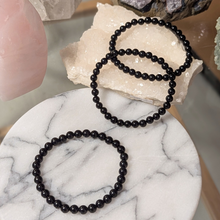 Indlæs billede til gallerivisning Armbånd i sort turmalin med 6mm perler
